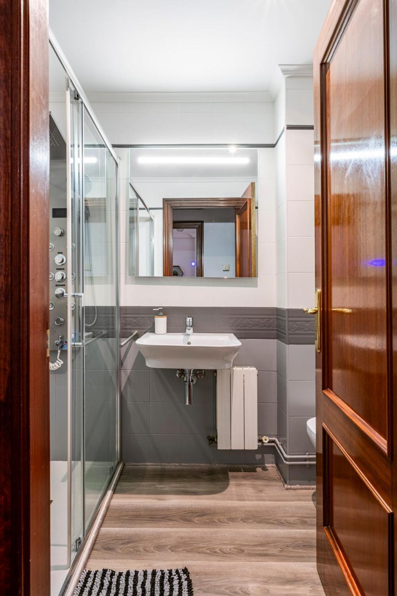 Exclusivo "Gran Bilbao" Suite Deluxe Parking Opcional Santurtzi Exterior foto